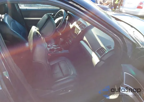 2016 Ford Explorer Xlt z USA, uszkodzony, nr VIN 1FM5K8D89GGA16709